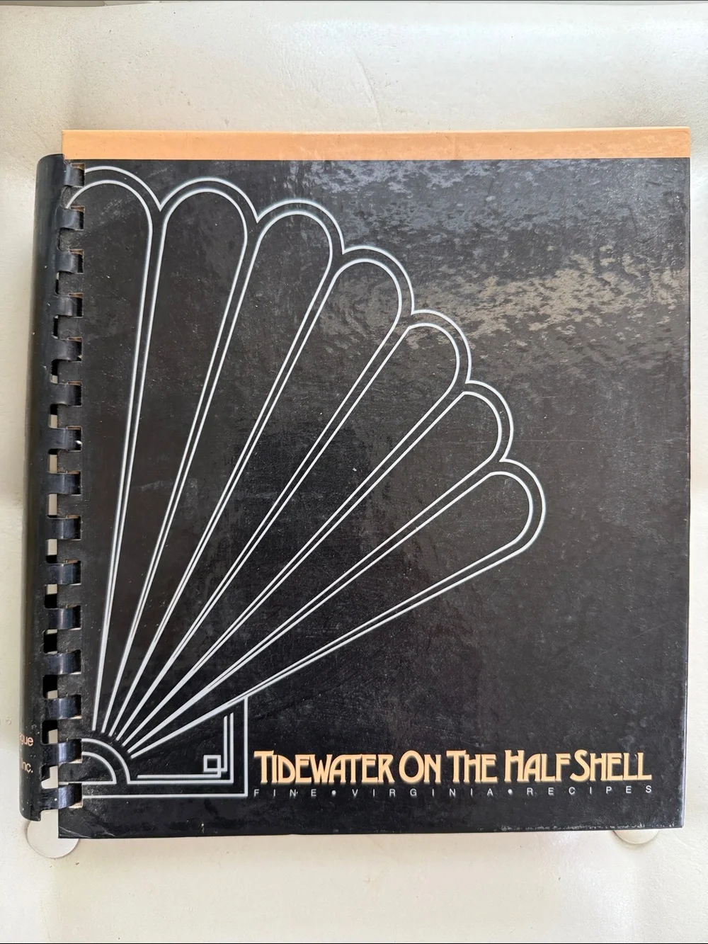 Tidewater on the Half Shell Cookbook - The Junior League of Virginia Beach